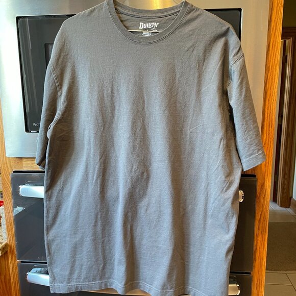 Duluth Trading Co Men's T Shirt Relaxed Fit Longtail T Short Sleeve L Grey New - Picture 1 of 6